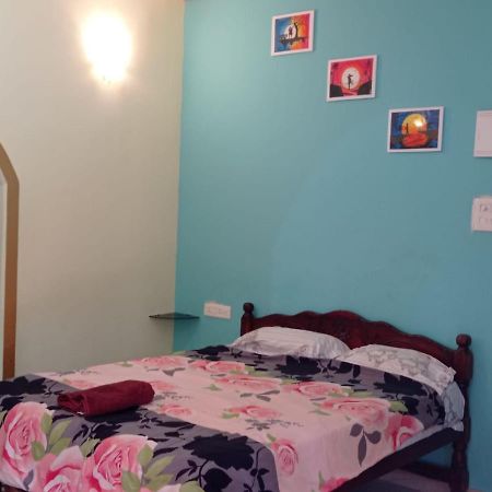 Jerone'S Home Stay Majorda Exterior foto